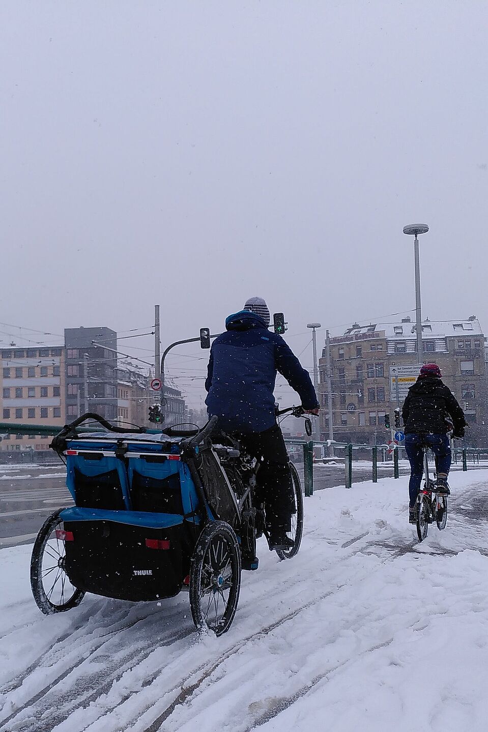 LV_Radfahren-Winter 1 Wichtige Wege für den Radverkehr müssen eigentlich geräumt werden.